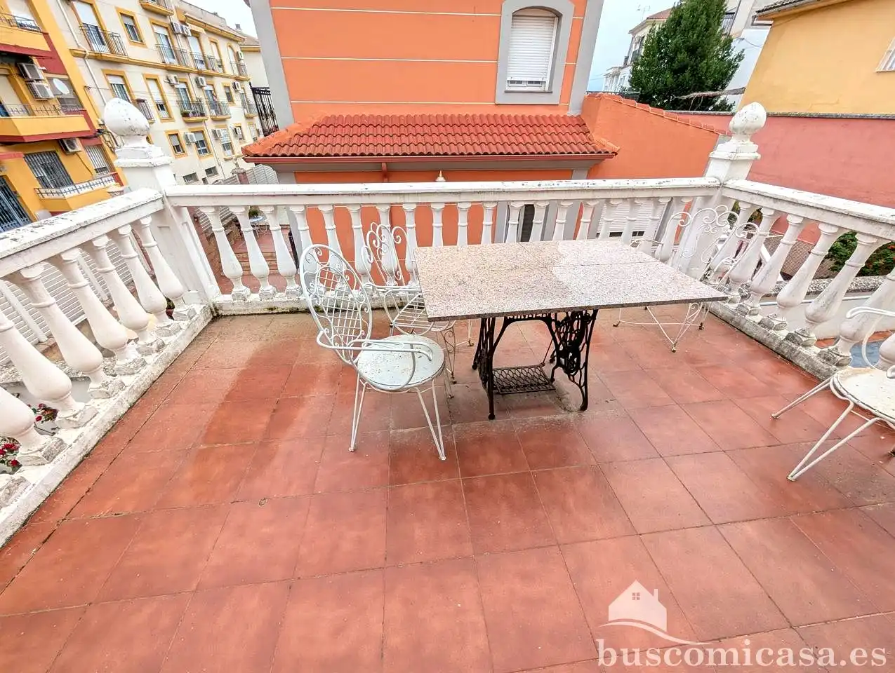 Terrassa de Casa o xalet en venda en Linares amb Aire condicionat, Calefacció i Jardí privat
