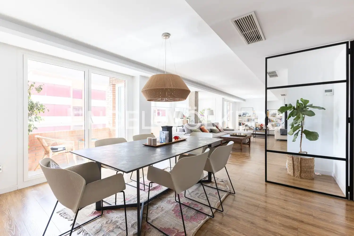 Esszimmer von Wohnung zur Miete in Extramurs