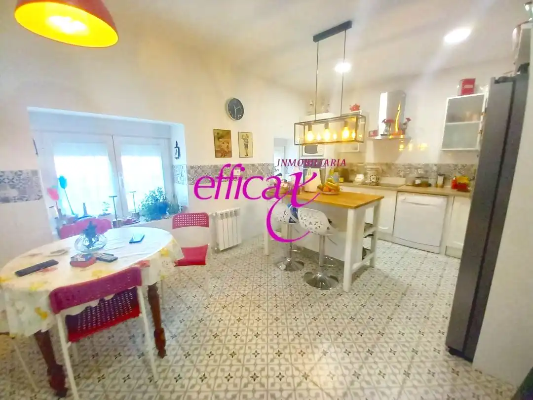 Cocina de Casa o chalet en venta en Santo Domingo-Caudilla con Aire acondicionado, Calefacción y Trastero