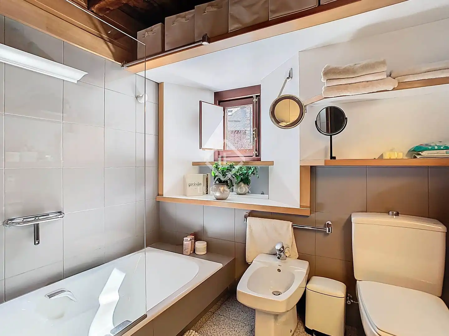 Baño de Piso en venta en Ordino con Calefacción, Parquet y Terraza