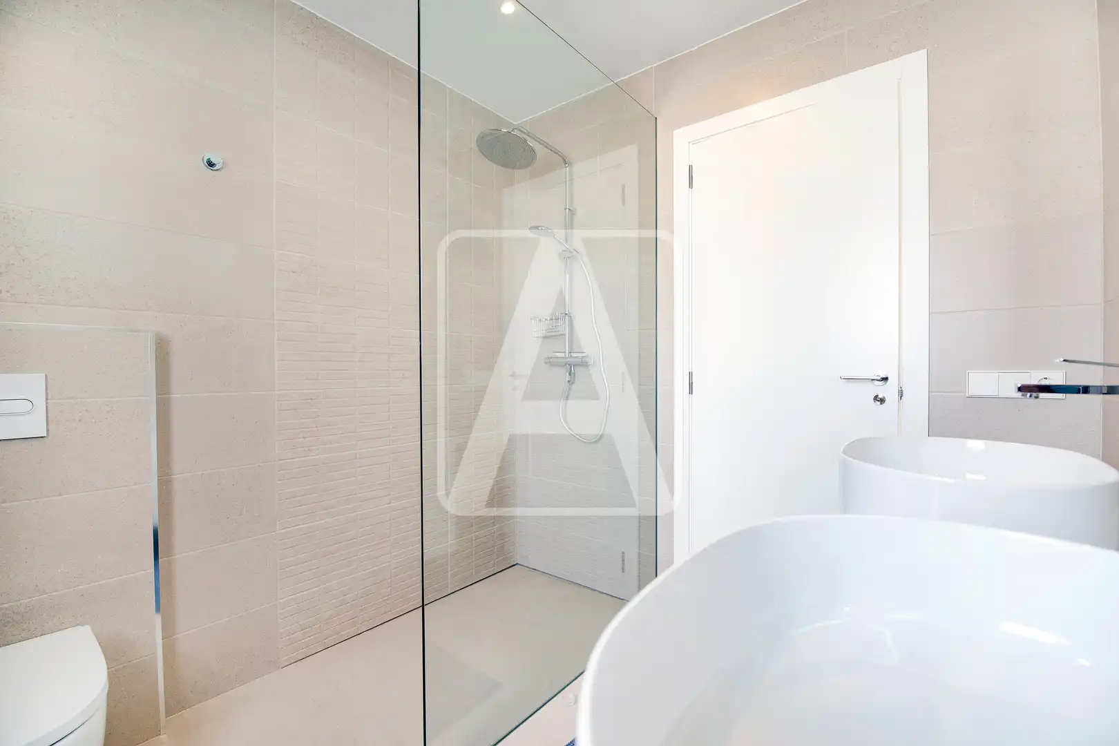 Chalet con piscina en venta en Marisol Park - Ortembach - Los Almendros, imagen 38