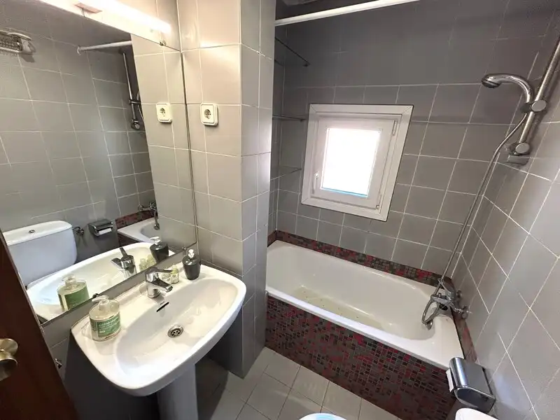 Baño de Piso en venta en Madrid con Aire acondicionado y Calefacción