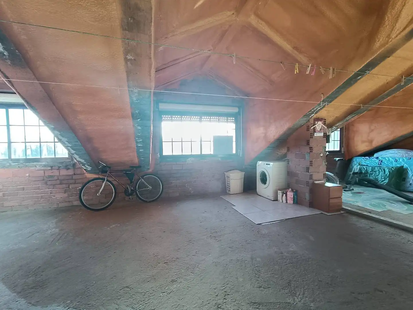 Wohnung zum Verkauf in Touro mit Privatgarten, Terrasse und Abstellraum