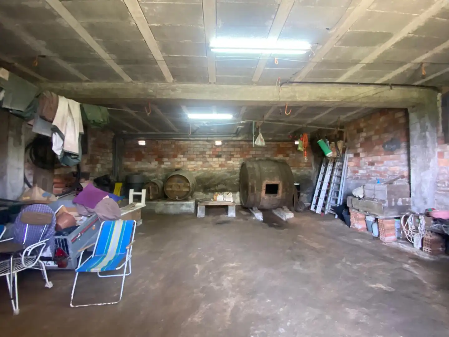 Casa o xalet en venda en O Carballiño   amb Jardí privat, Parquet i Moblat