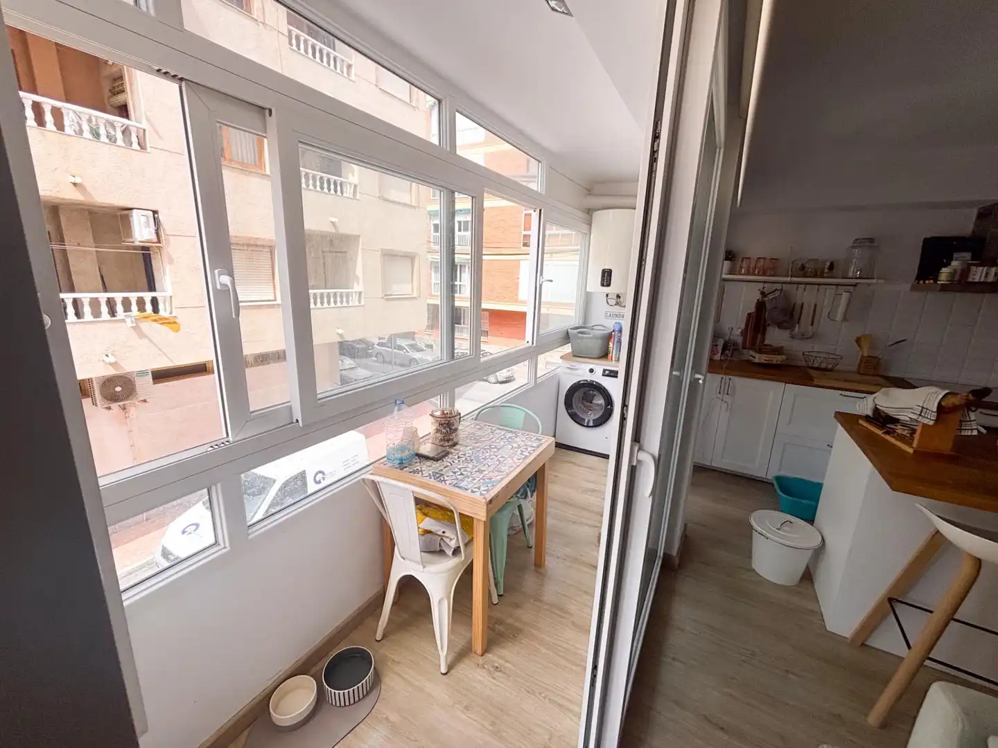 Terrasse von Wohnung zum Verkauf in Torrevieja mit Klimaanlage, Möbliert und Balkon