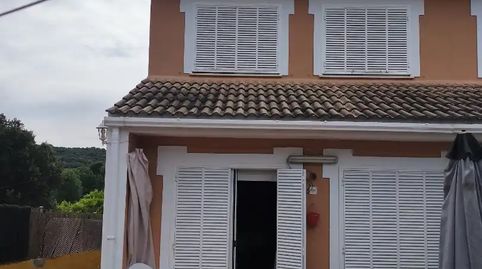 Foto 5 de Casa adosada en venda a Urbanización la Viña, 56q, Navaluenga, Ávila