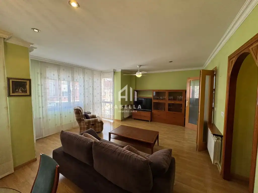 Piso con ascensor en venta en Mollerussa