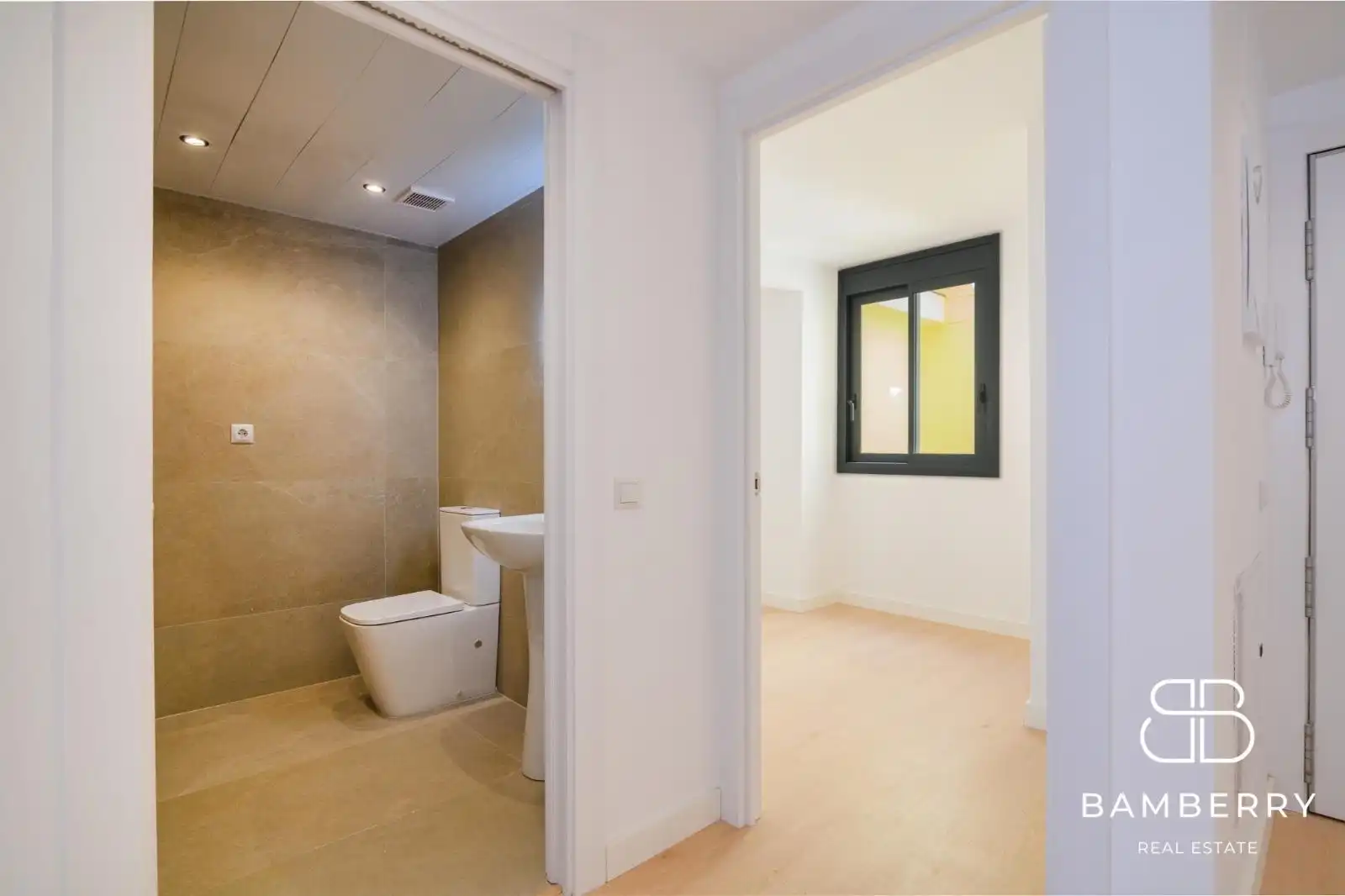 Flat for sale in Sant Boi de Llobregat  with Parquet flooring