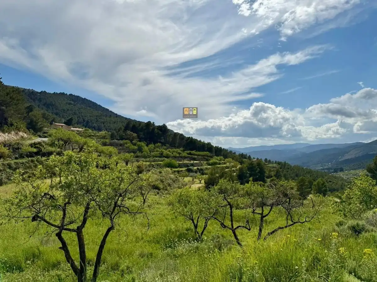 Country house with garden for sale in Sella, imagen 5