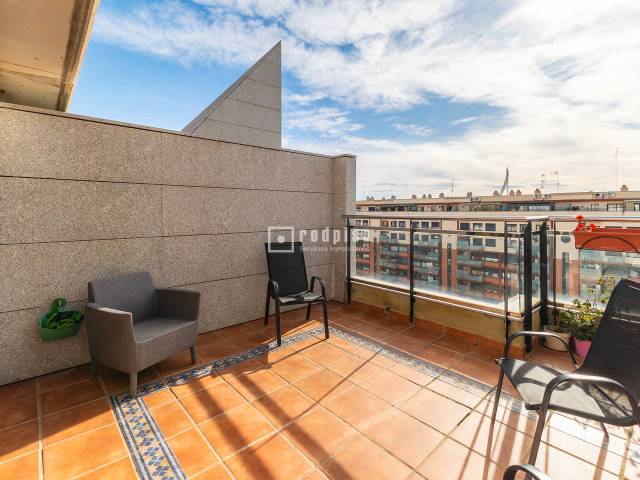 Dúplex en Venta en FRANCIA en Penya - Roja - Avda. Francia