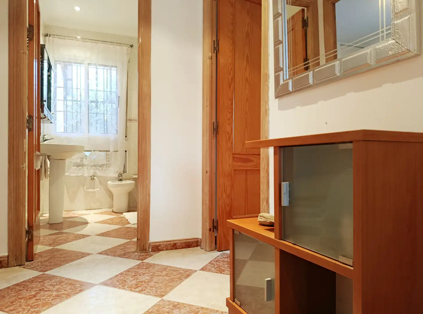 Country house zum Verkauf in Hinojos mit Privatgarten, Terrasse und Schwimmbad