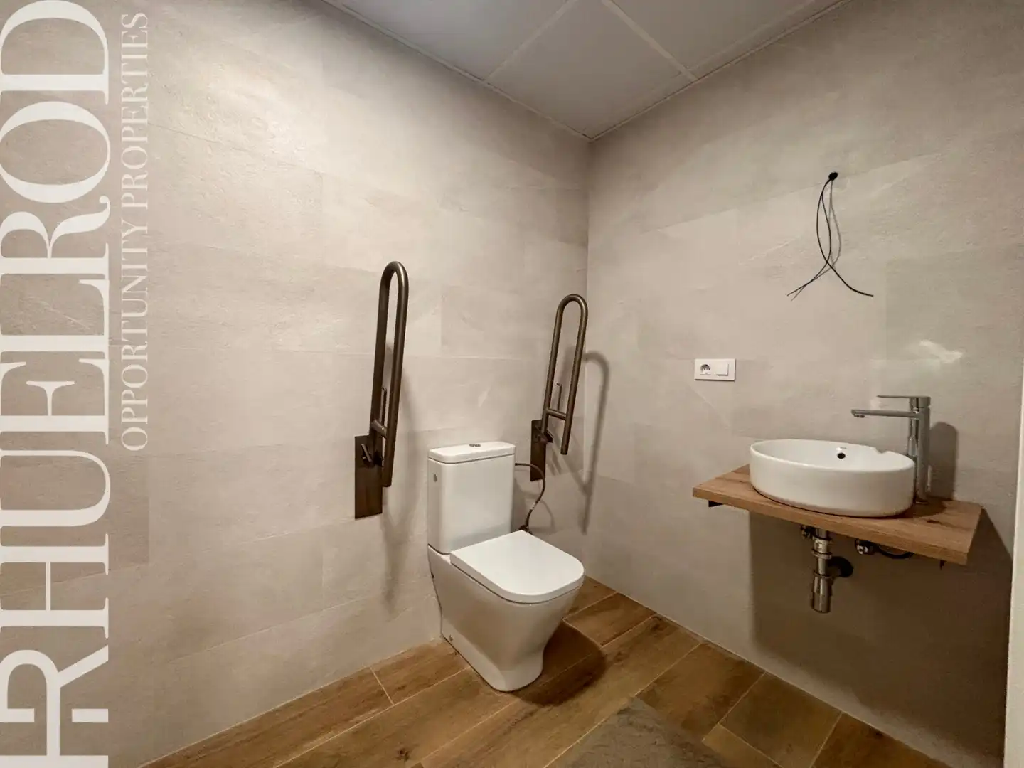 Bany de Planta baixa en venda en Premià de Mar amb Aire condicionat, Calefacció i Parquet