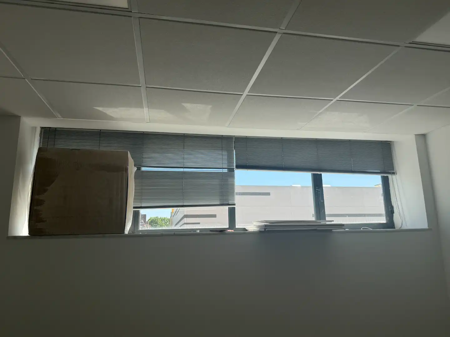 Vista exterior de Local en venta en Las Rozas de Madrid con Aire acondicionado, Calefacción y Alarma