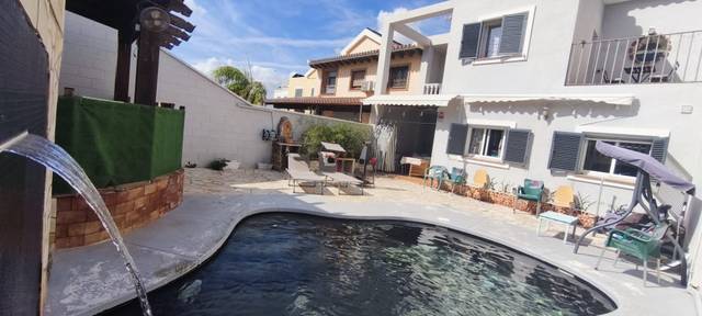 Casa adosada en Venta en Los Almendros - El Limonero - El Tomillar