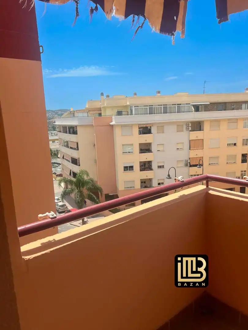 Vista exterior de Piso de alquiler en Mijas con Aire acondicionado, Terraza y Amueblado