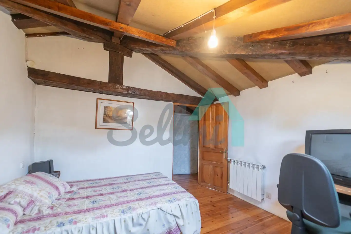 Schlafzimmer von Einfamilien-Reihenhaus zum Verkauf in Onís mit Heizung, Abstellraum und Balkon