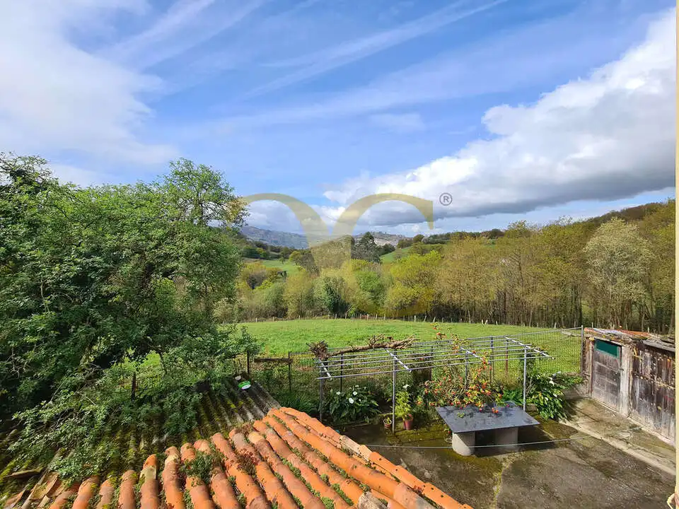 Casa amb jardí en venda a Lugar Ayones, imagen 4