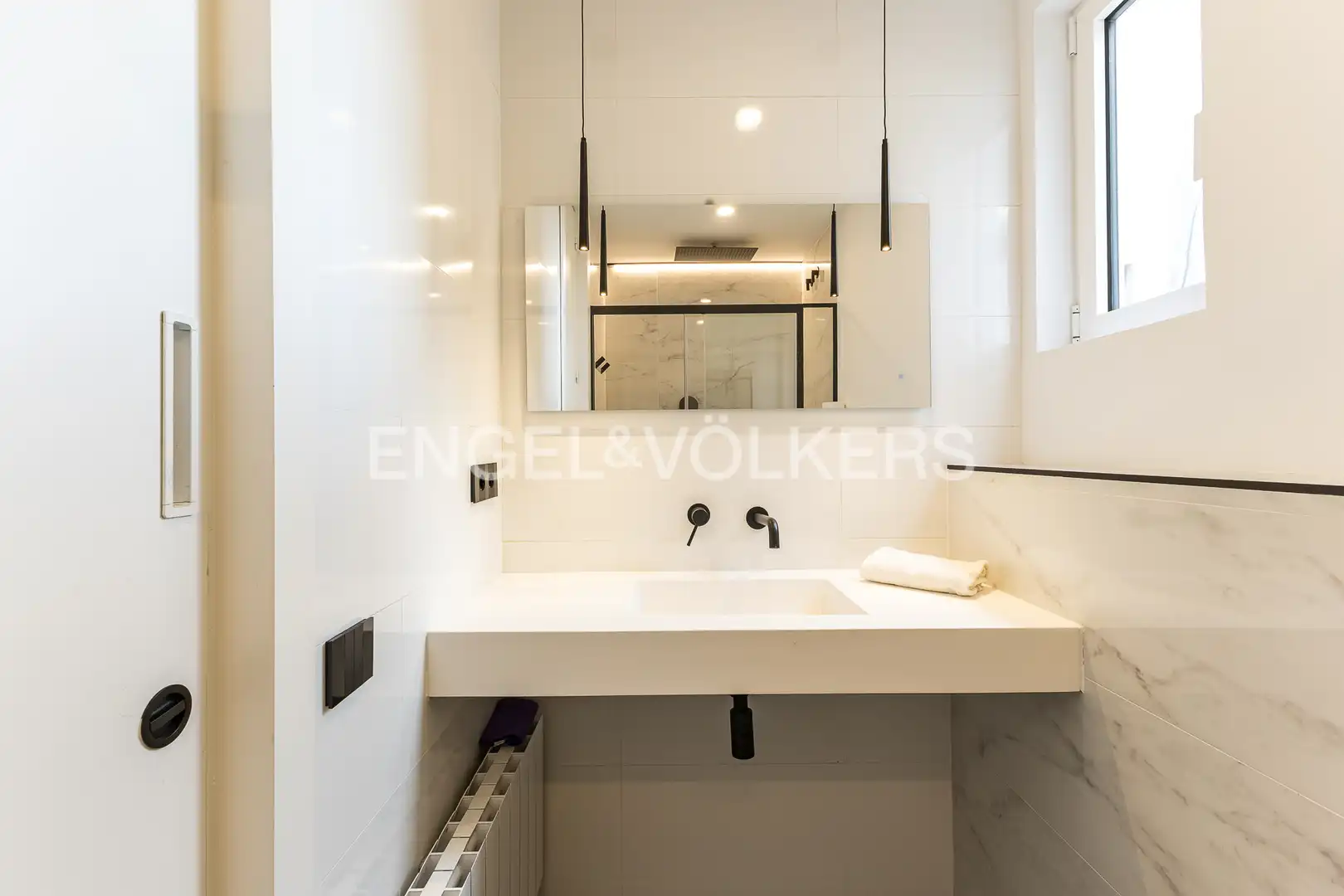 Baño de Ático en venta en Barcelona con Aire acondicionado, Calefacción y Parquet