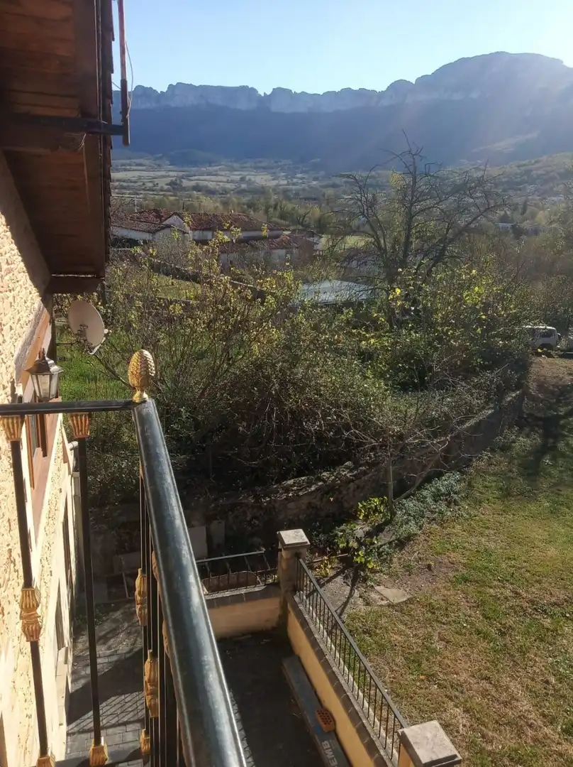 Houses for sale in Valle de Mena  with Private garden, Terrace and Storage room