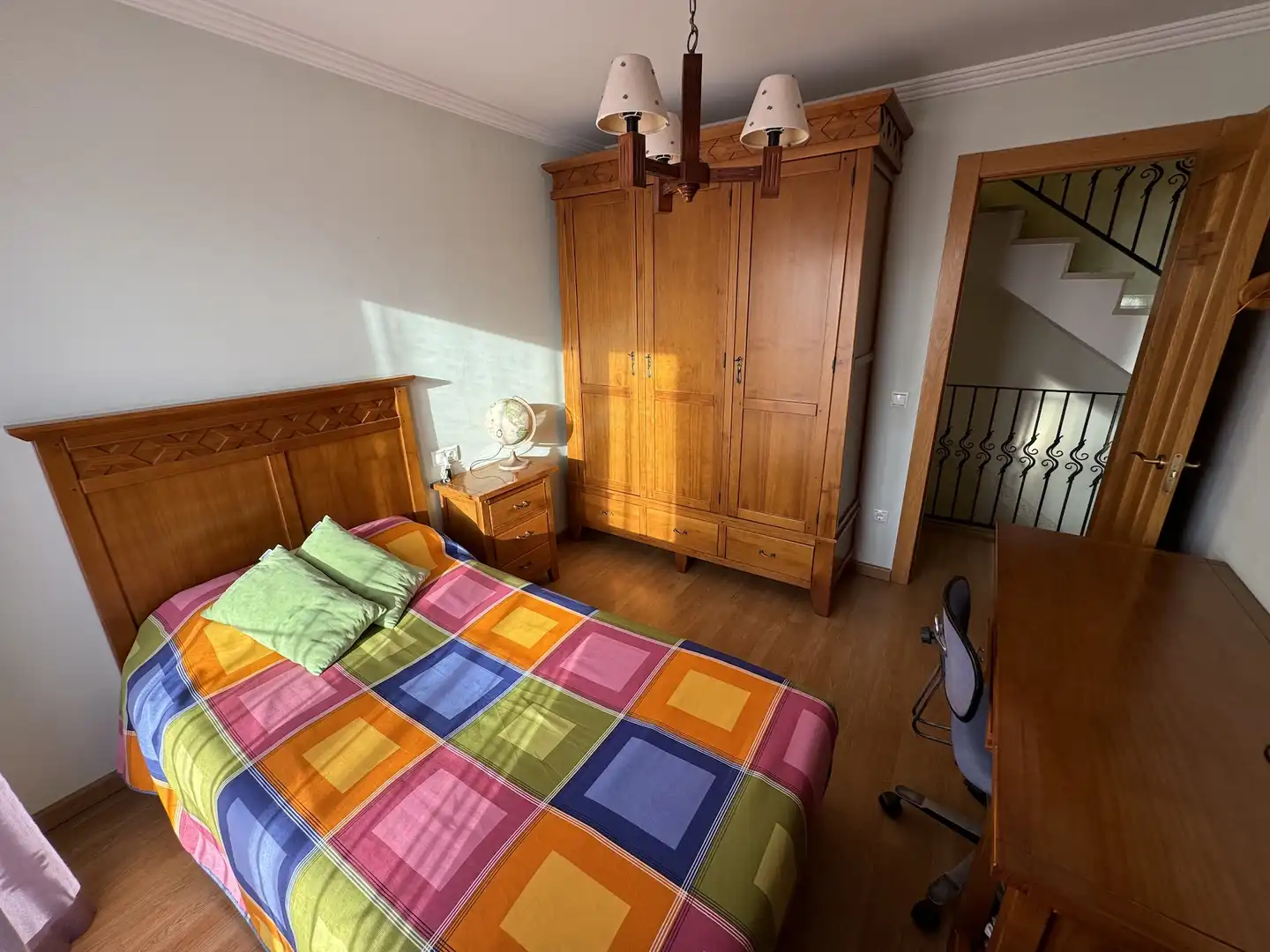Dormitori de Casa adosada en venda en Villena amb Aire condicionat, Calefacció i Terrassa