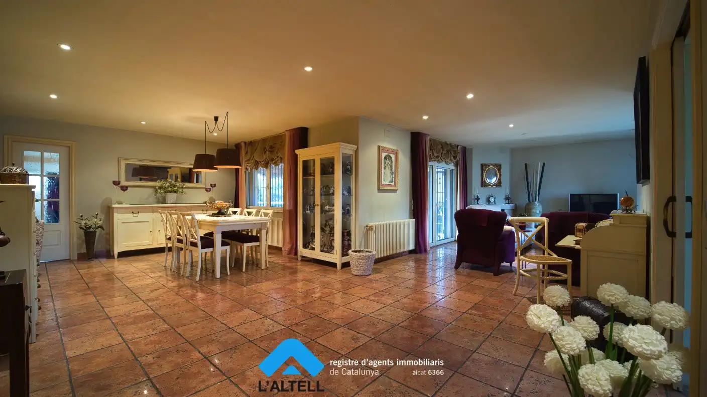 Exterior view of Houses for sale in L'Ametlla del Vallès  with Air Conditioner, Heating and Private garden