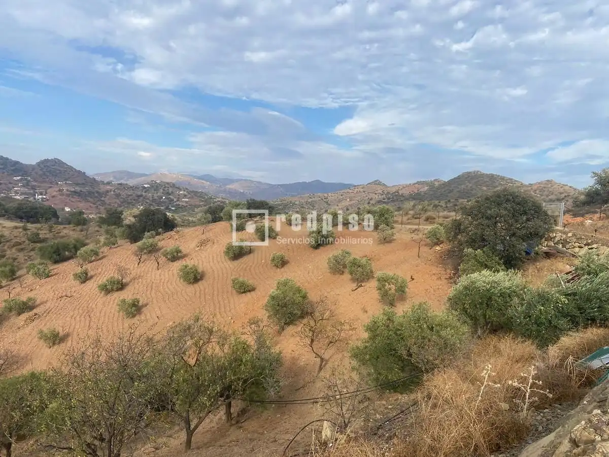 Houses for sale in Almogía  with Air Conditioner and Alarm