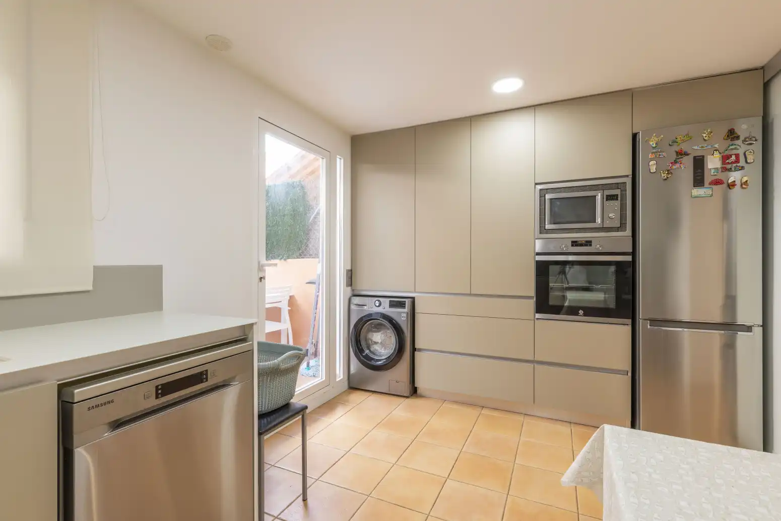 Kitchen of Houses for sale in Foios  with Air Conditioner, Heating and Terrace