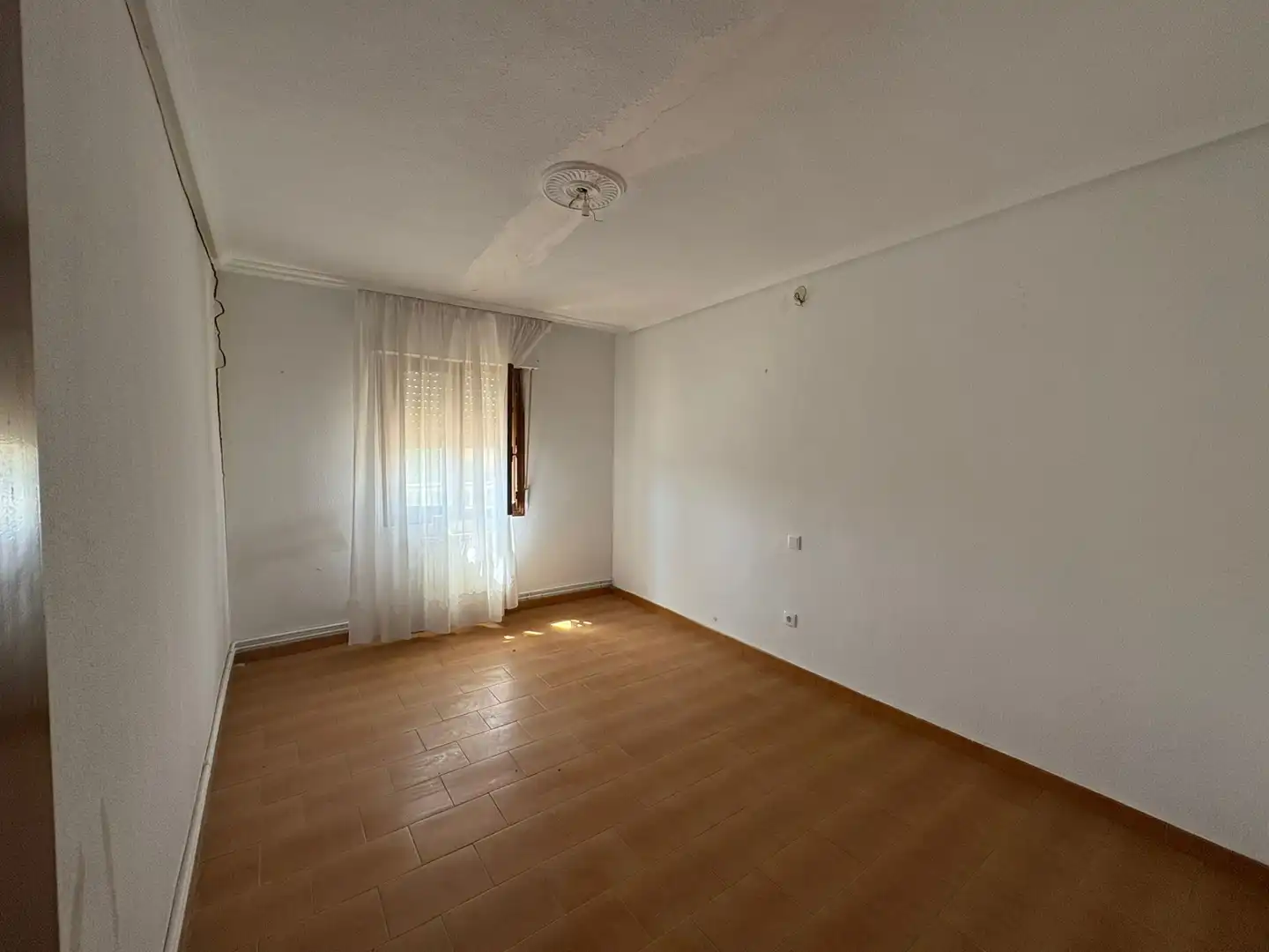 Habitación de Casa o chalet en venta en Vezdemarbán con Calefacción, Jardín privado y Terraza