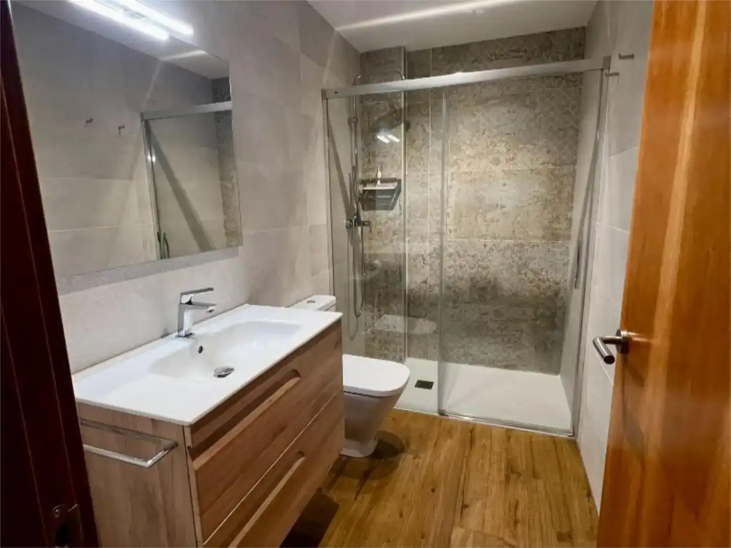 Baño de Piso en venta en Mollerussa con Aire acondicionado y Balcón