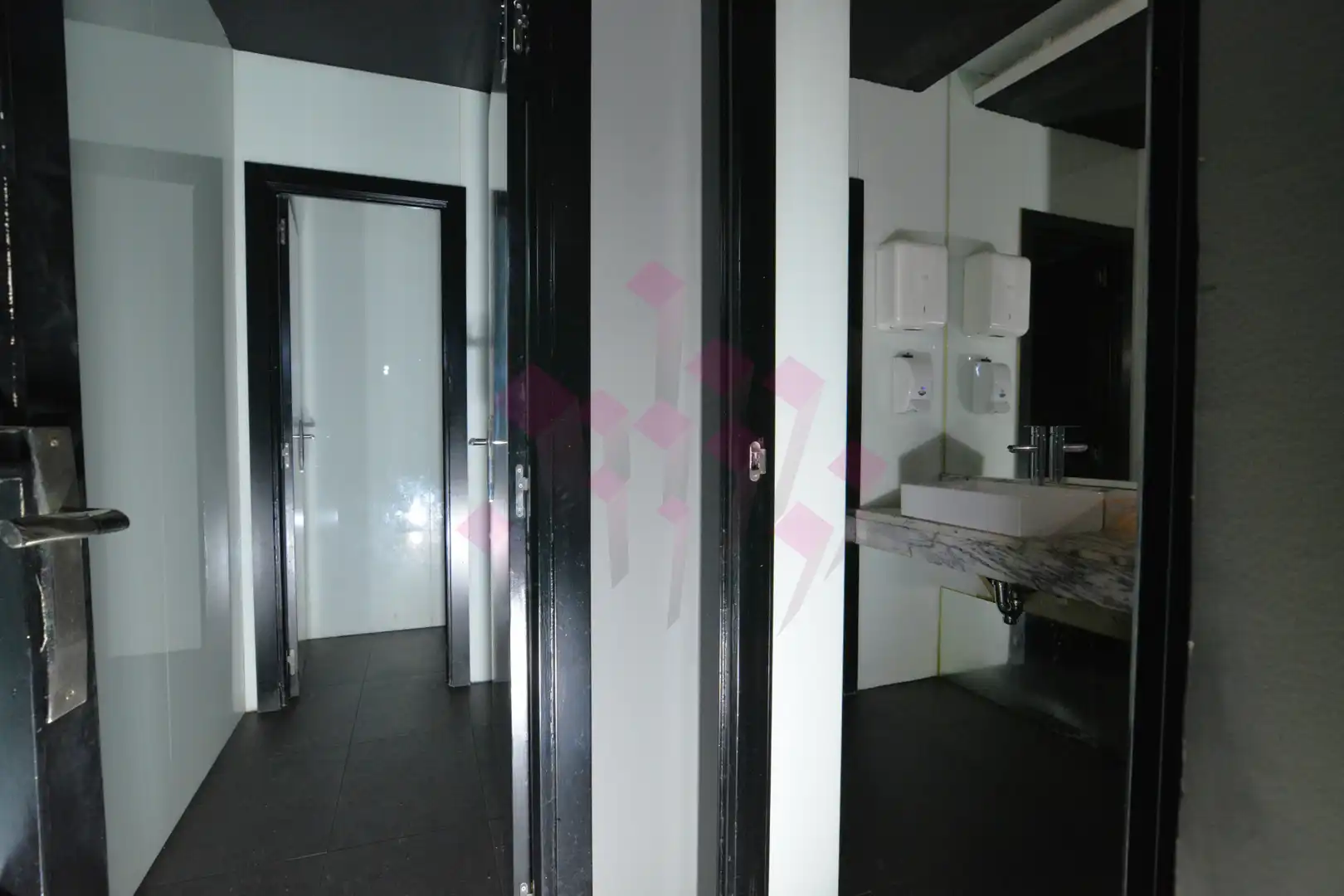 Baño de Local en venta en Ciudad Real