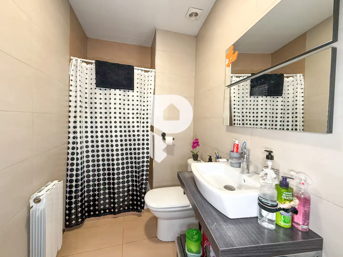 Bathroom of Flat for sale in Sant Vicenç Dels Horts  with Air Conditioner, Heating and Parquet flooring