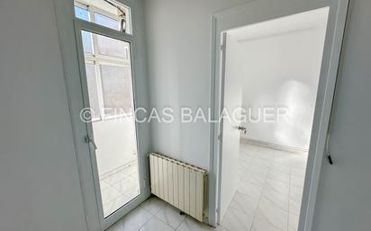 Bedroom of Flat for sale in  Barcelona Capital  with Air Conditioner, Heating and Oven