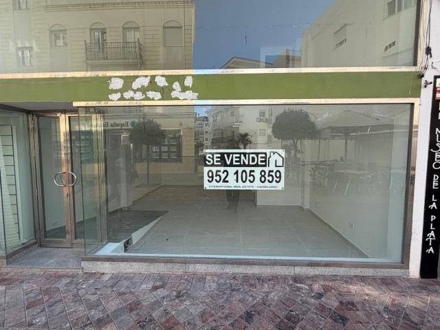 Local comercial en Venta en Calle Barrio en Centro