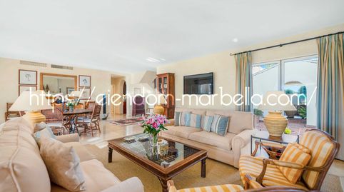 Foto 4 von Haus oder Chalet zum Verkauf in Calle Magnolia, Santa María, Marbella