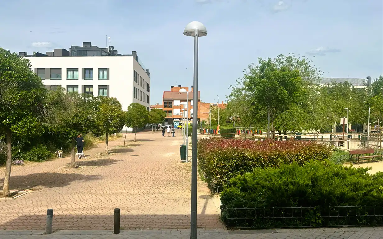 Exterior view of Flat for sale in Madrid  with Air Conditioner, Heating and Oven