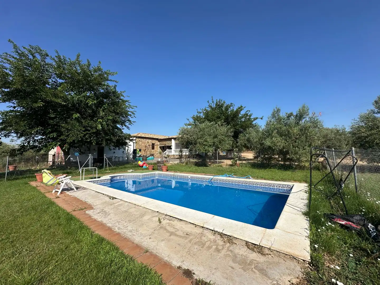 Swimming pool of Houses for sale in Mengabril  with Air Conditioner, Heating and Swimming Pool