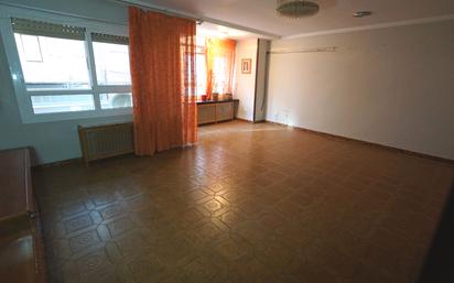 Flat for sale in Ibi  with Air Conditioner, Heating and Balcony