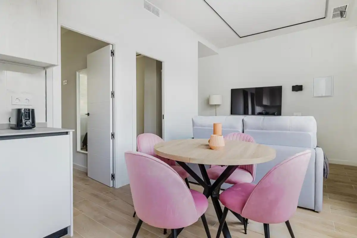 Sala de estar de Apartamento de alquiler en Madrid con Aire acondicionado, Calefacción y Amueblado