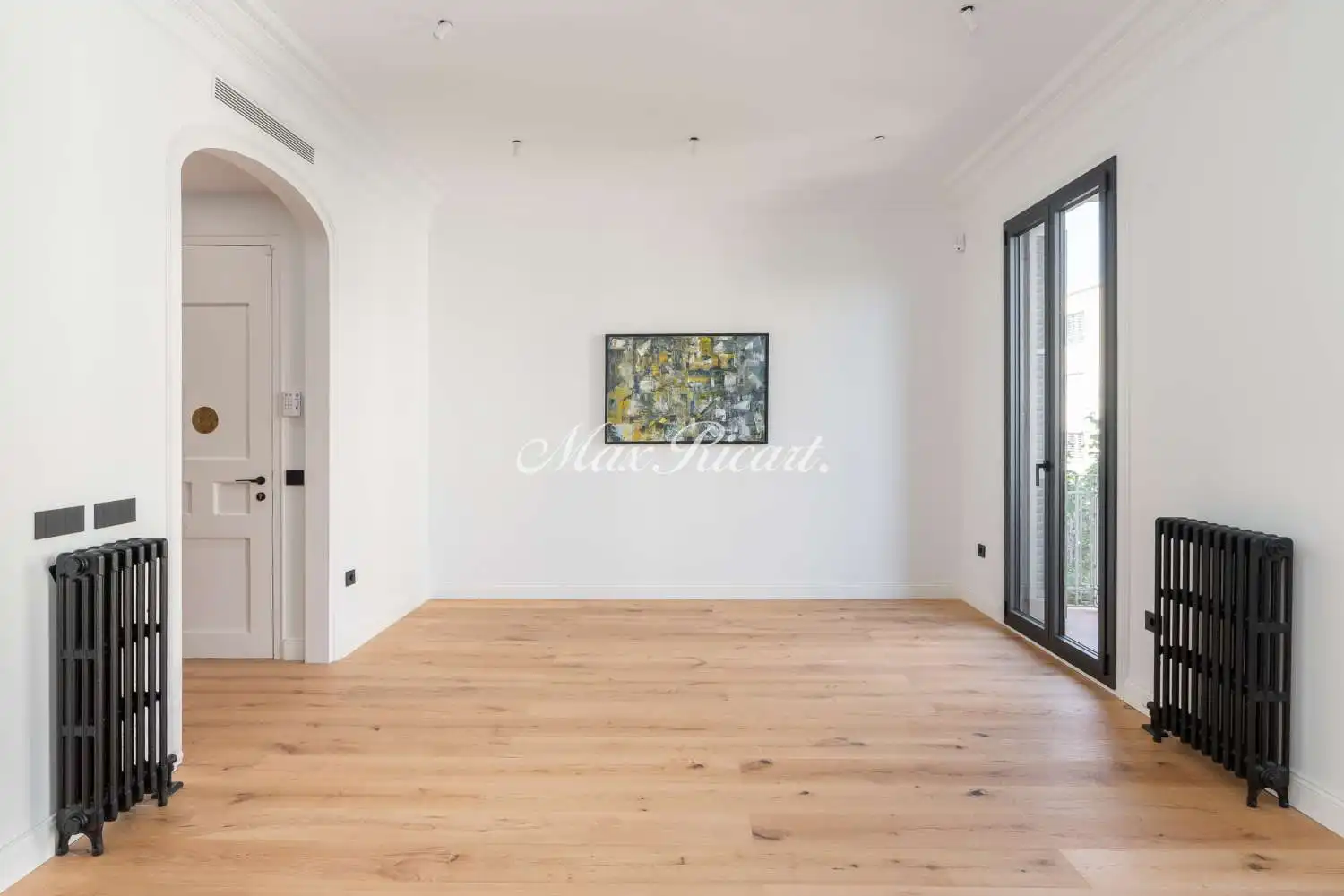 Wohnzimmer von Wohnung zum Verkauf in Barcelona mit Klimaanlage, Heizung und Balkon
