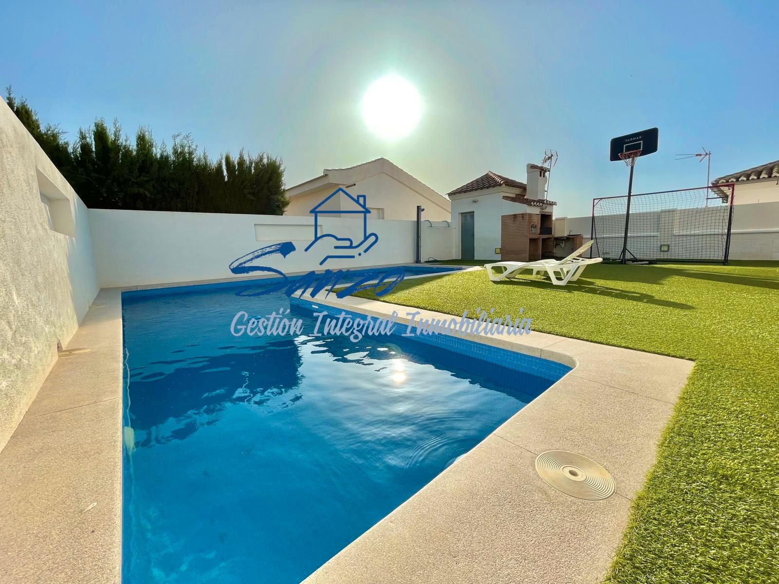 Piscina de Casa o xalet en venda en Antequera amb Aire condicionat, Jardí privat i Terrassa