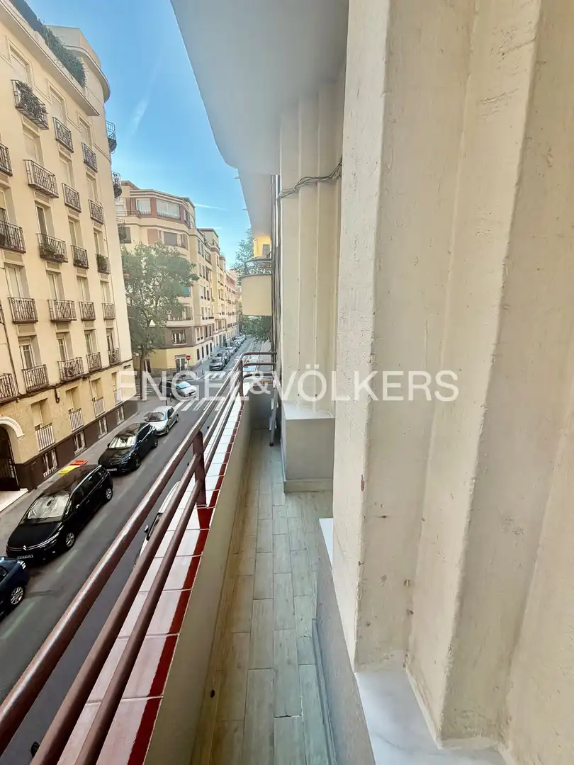 Terrasse von Wohnung zur Miete in Madrid mit Heizung, Möbliert und Balkon