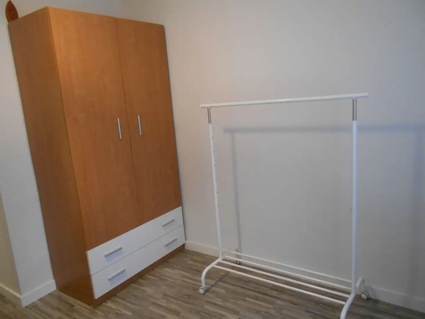 Bedroom of Flat for rent in Valencia  with Air Conditioner, Heating and Terrace