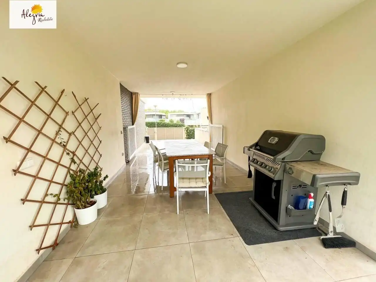 Terraza de Casa o chalet en venta en Chiva con Aire acondicionado, Calefacción y Jardín privado