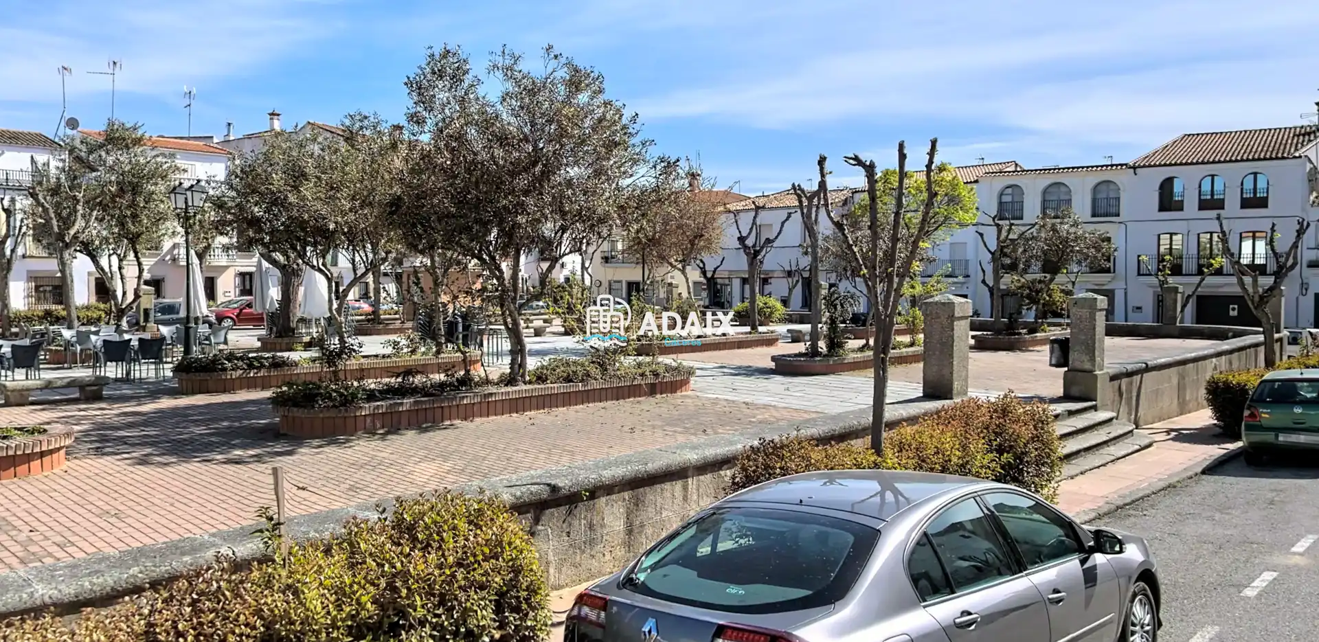 Casa amb terrassa en venda a Plaza de Ovando, imagen 2