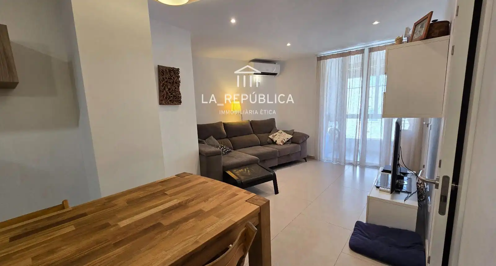 Vista exterior de Ático en venta en Mataró con Aire acondicionado, Calefacción y Terraza