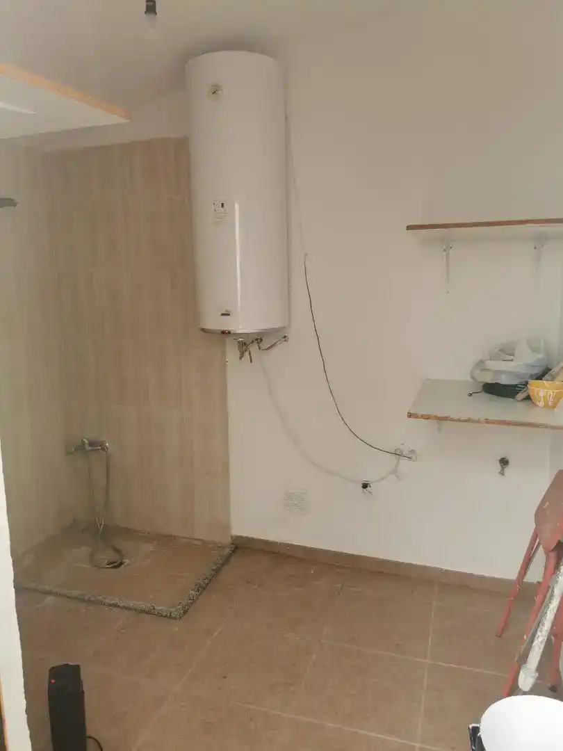 Bany de Planta baixa en venda en Cortes de Baza amb Traster, Moblat i Forn
