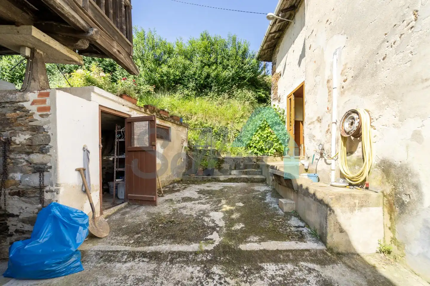 Vista exterior de Casa o xalet en venda en Cudillero amb Jardí privat, Parquet i Terrassa