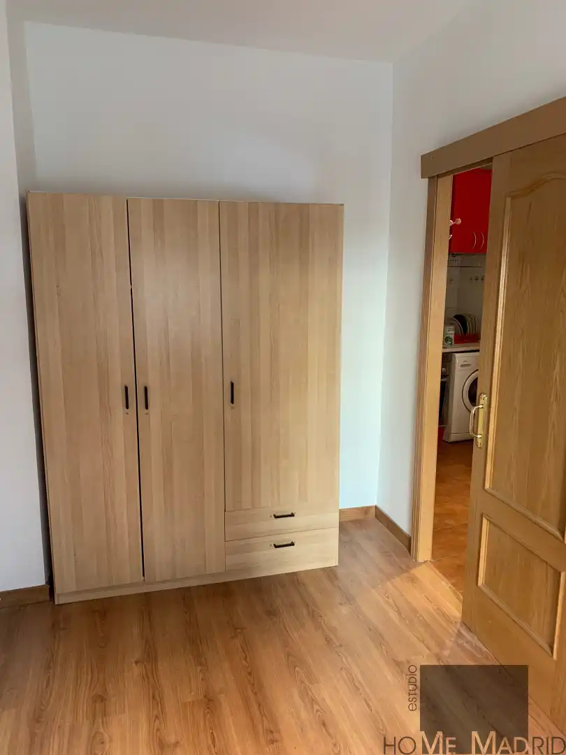 Habitación de Piso de alquiler en Madrid con Calefacción y Amueblado