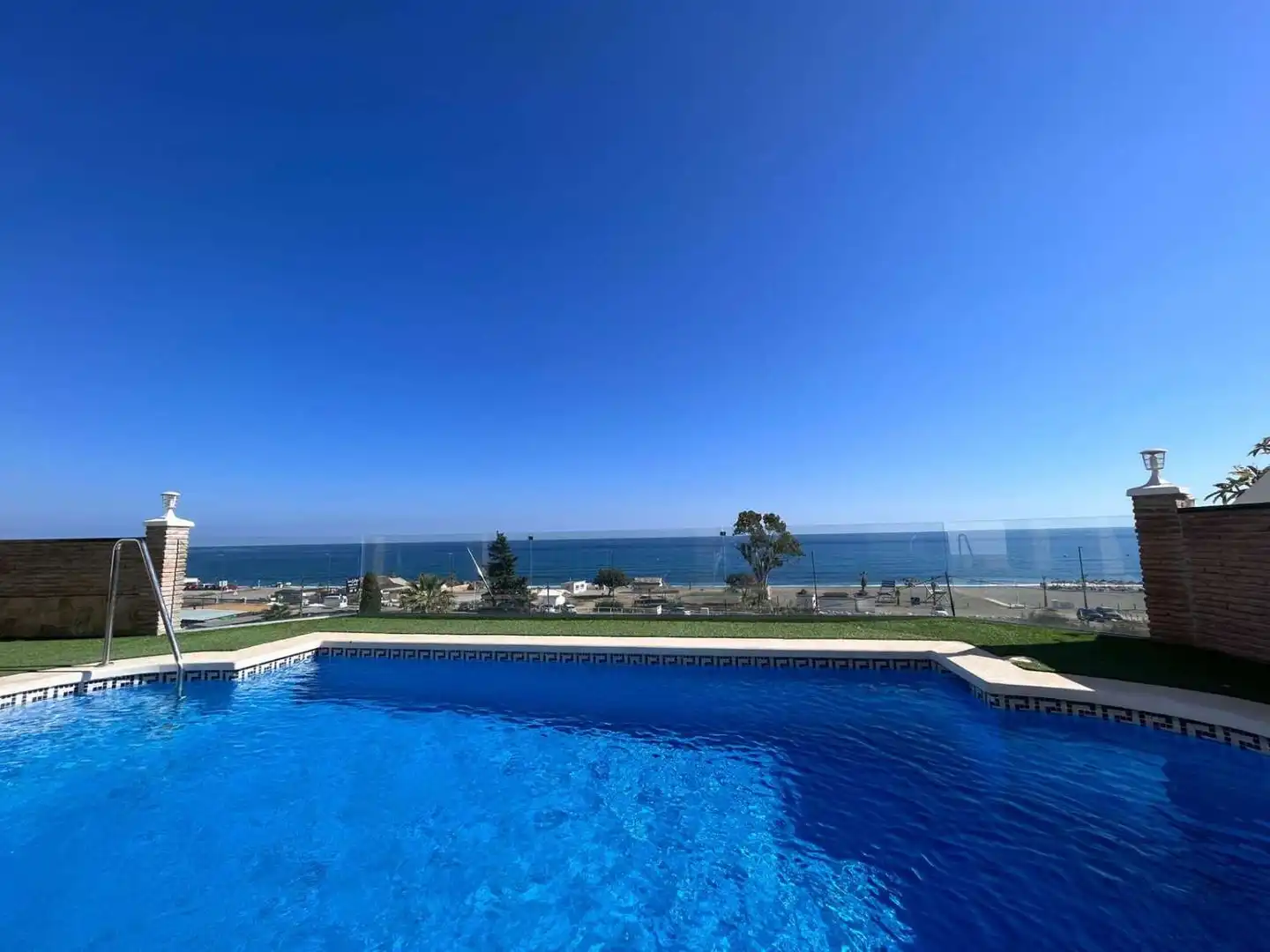 House with pool for sale in El Peñoncillo
