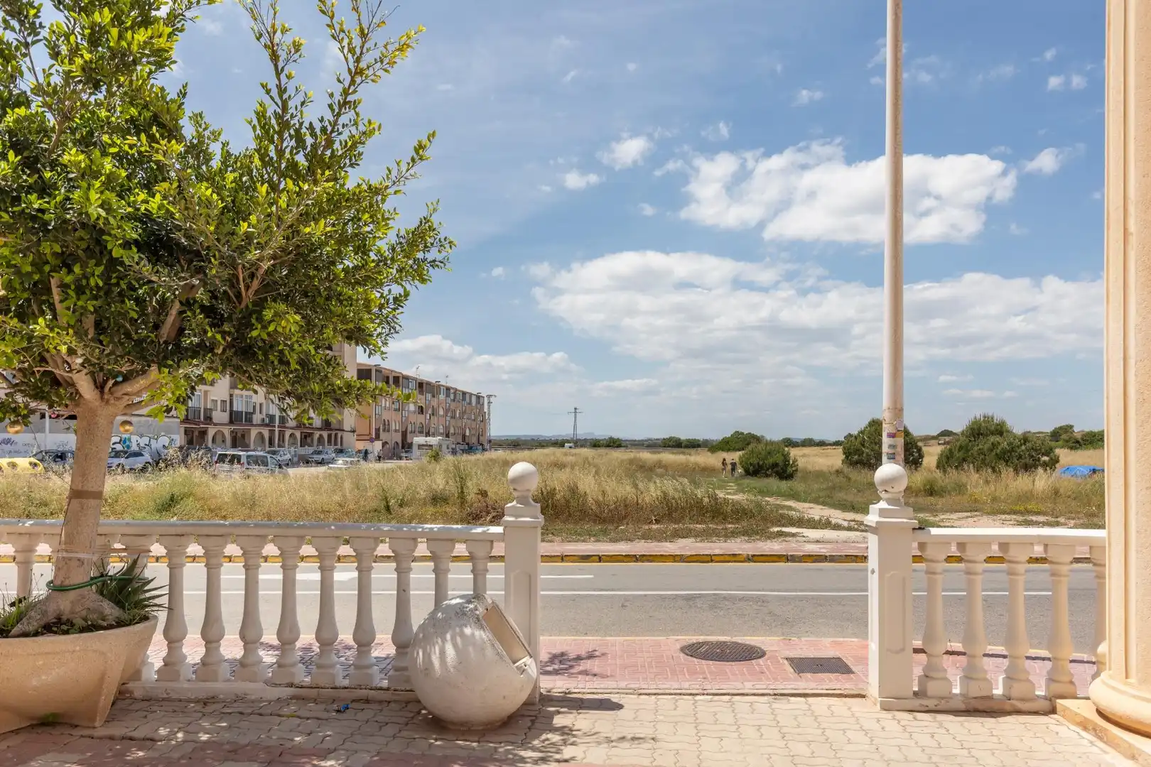 Außenansicht von Wohnungen zum Verkauf in Torrevieja mit Möbliert und Balkon